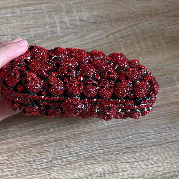 Fawziya Skull Clutch - Picture 2 of 10